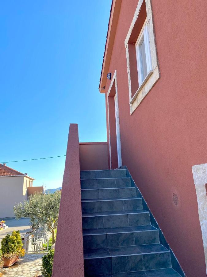 Apartmani Goga Biograd Na Moru Eksteriør bilde