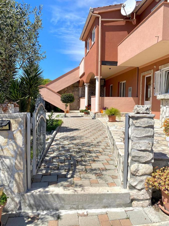 Apartmani Goga Biograd Na Moru Eksteriør bilde