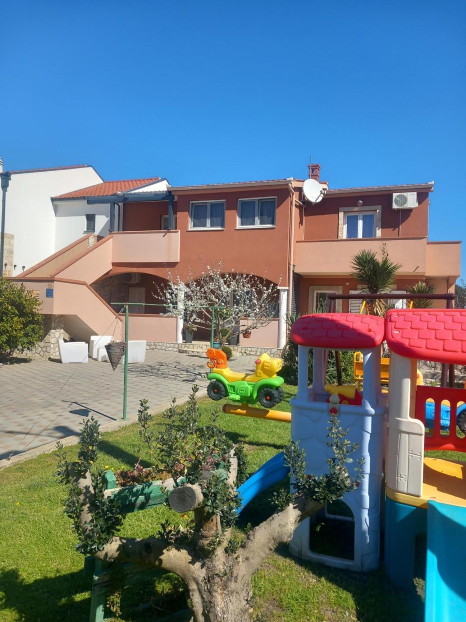 Apartmani Goga Biograd Na Moru Eksteriør bilde